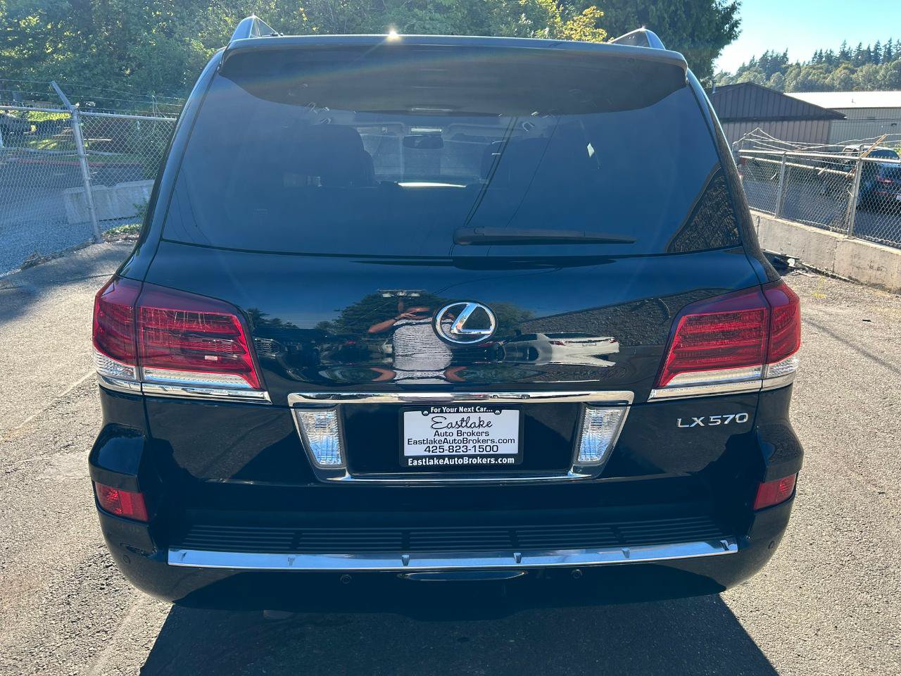 Used 2014 Lexus LX 570 4WD image 6