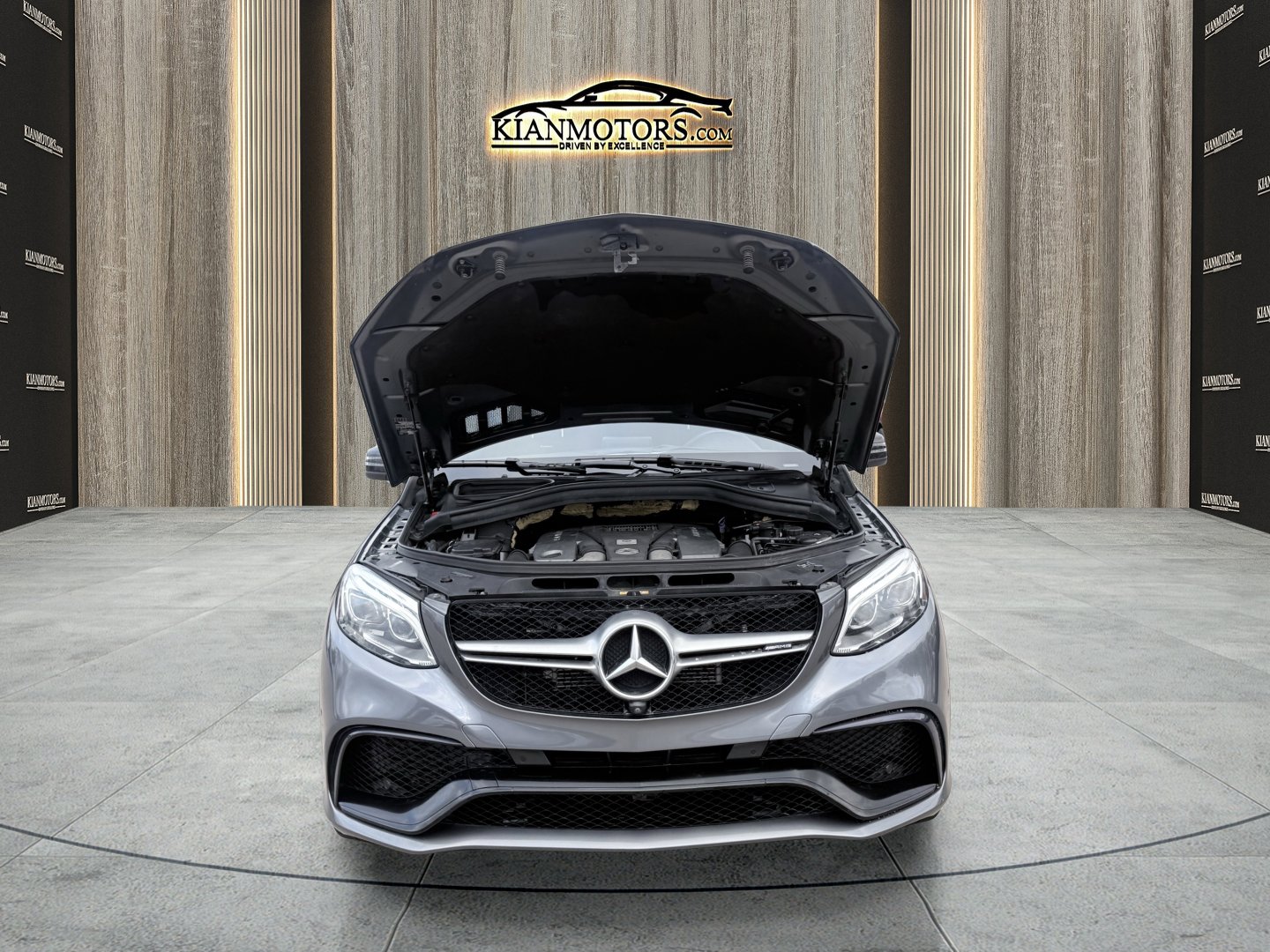 Used 2017 Mercedes-Benz GLE 63 AMG 4MATIC w/ Night Package image 17