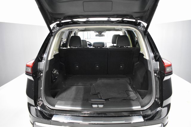 Certified 2025 Nissan Rogue SL w/ Tech Package image 38