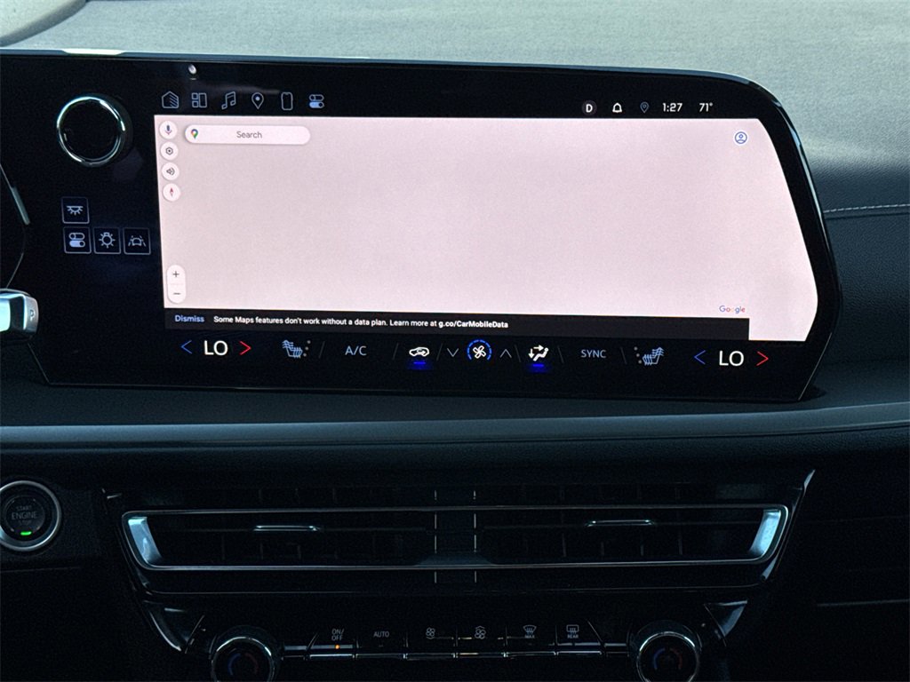 Used 2025 Chevrolet Traverse LT image 22