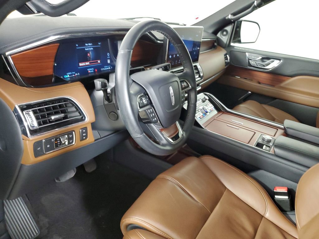 Used 2022 Lincoln Navigator Reserve w/ Monochromatic Package RWD image 20