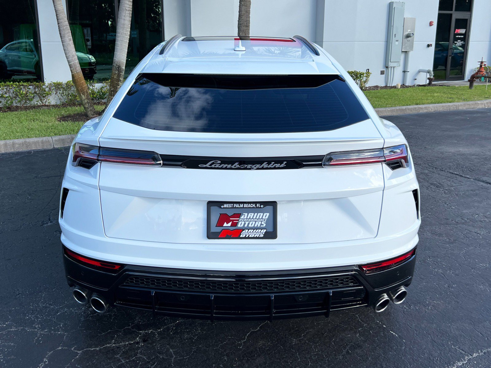 Used 2021 Lamborghini Urus AWD/4WD image 33