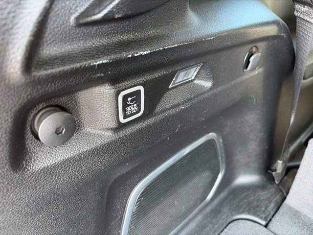 Used 2021 Jeep Grand Cherokee L Limited AWD/4WD image 38