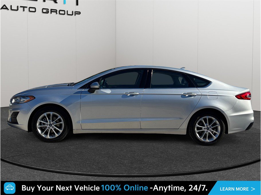 Used 2019 Ford Fusion SE FWD image 5