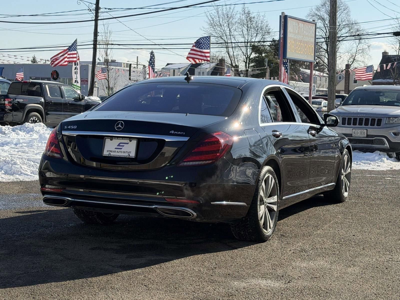 Used 2020 Mercedes-Benz S 450 4MATIC Sedan w/ Premium Package image 9