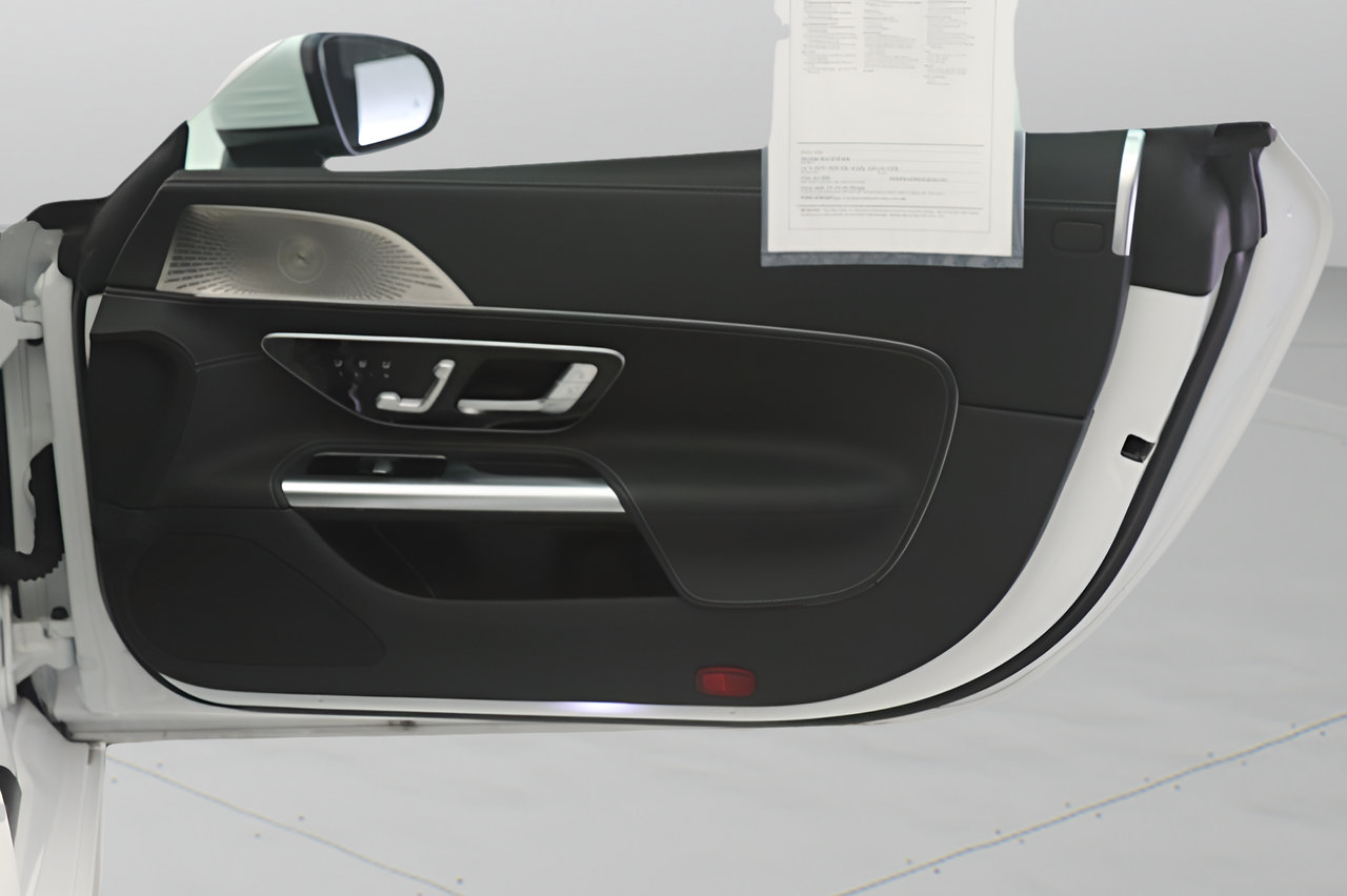 Certified 2023 Mercedes-Benz SL 55 AMG 4MATIC image 21