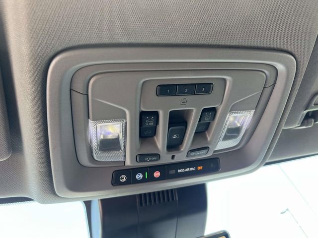 Certified 2023 Chevrolet Silverado 1500 LTZ w/ LTZ Premium Package AWD/4WD image 33