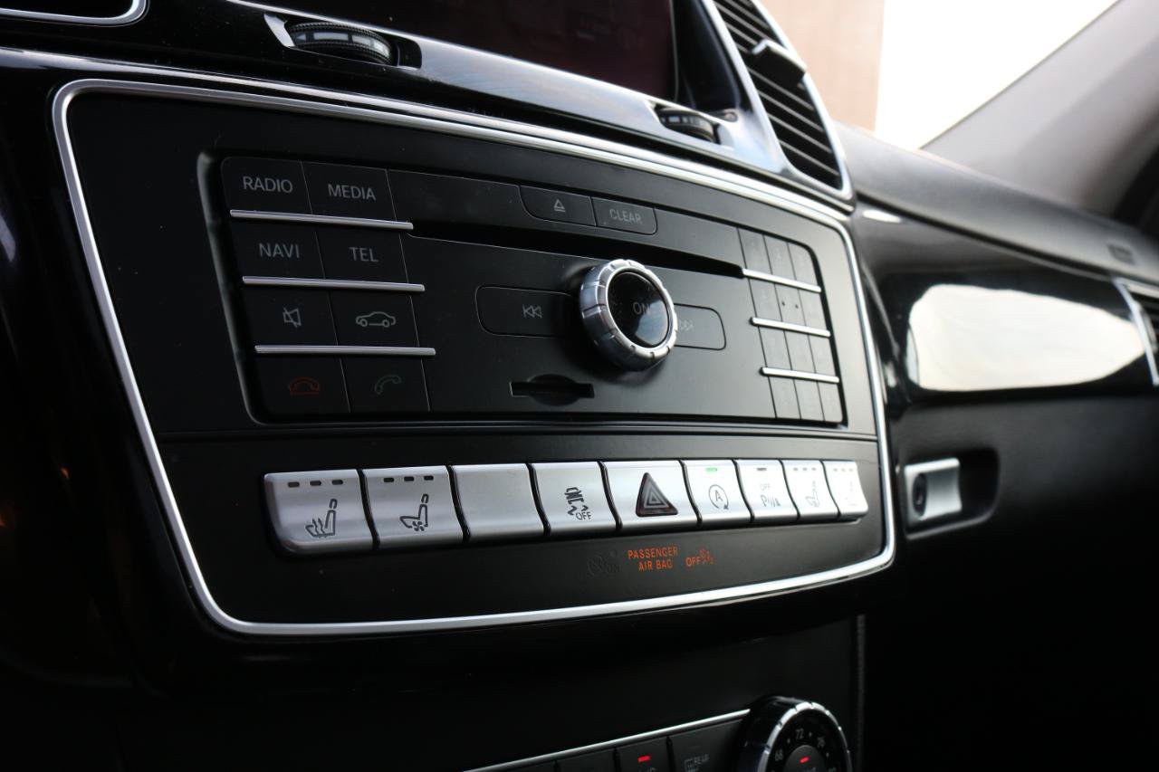 Used 2018 Mercedes-Benz GLS 550 4MATIC image 34