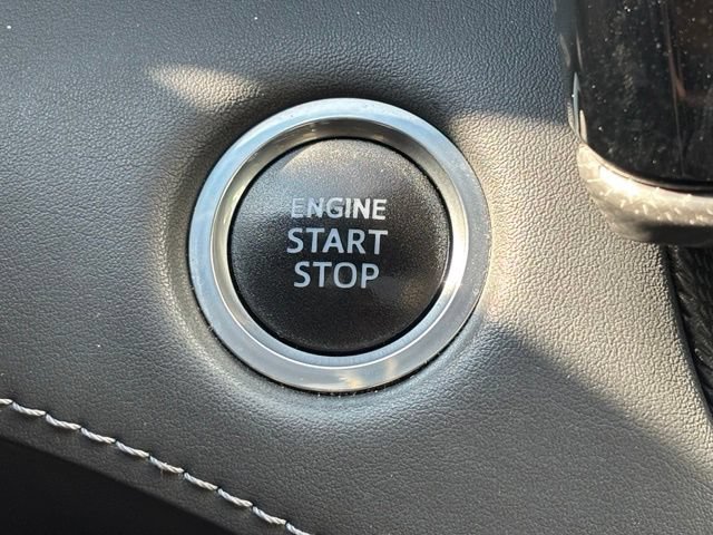 Used 2021 Toyota Highlander Platinum AWD/4WD image 19