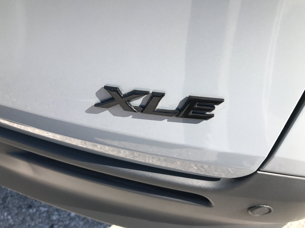 Certified 2025 Toyota Sienna XLE Woodland Edition AWD/4WD image 10