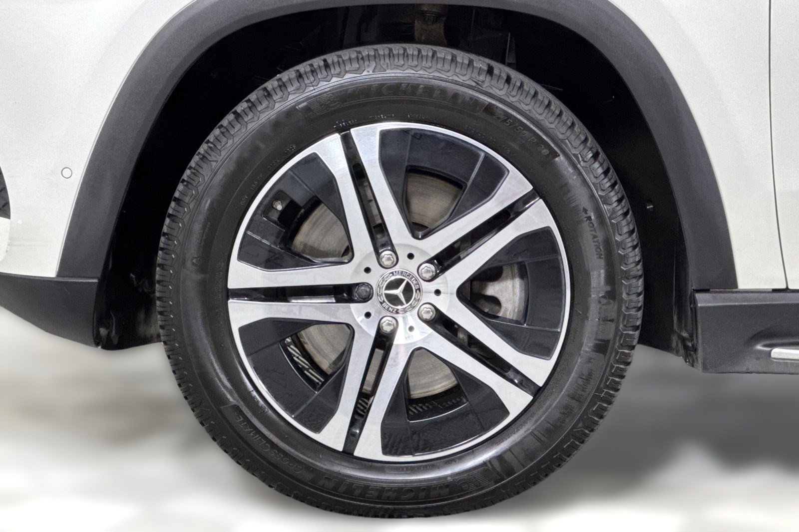 Used 2021 Mercedes-Benz GLS 450 4MATIC image 11