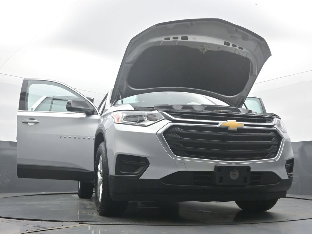 Used 2018 Chevrolet Traverse LS image 60