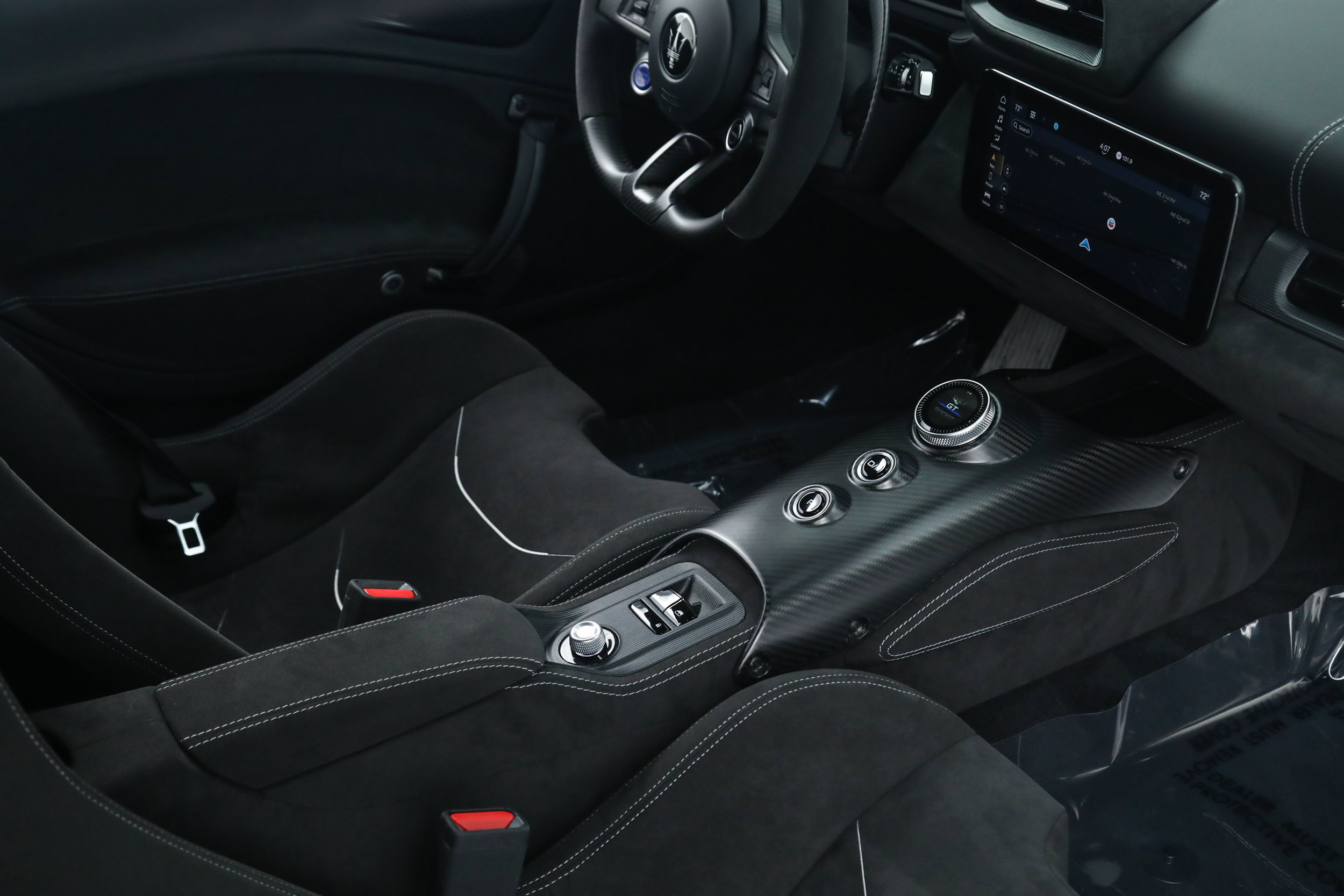 Used 2025 Maserati MC20 Coupe RWD image 31