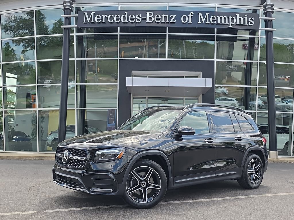 Certified 2026 Mercedes-Benz GLB 250 4MATIC image 1