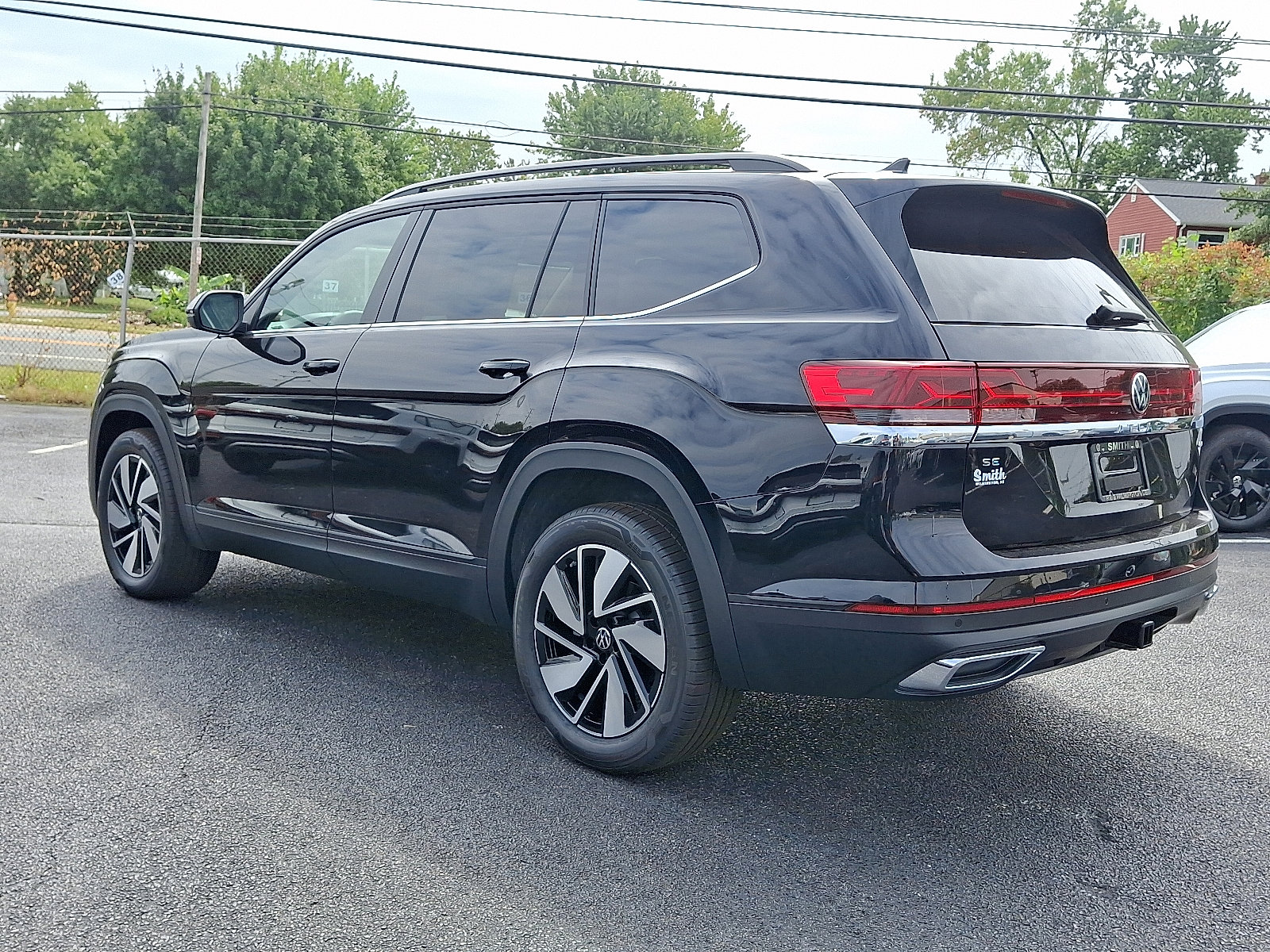 New 2026 Volkswagen Atlas SE image 3