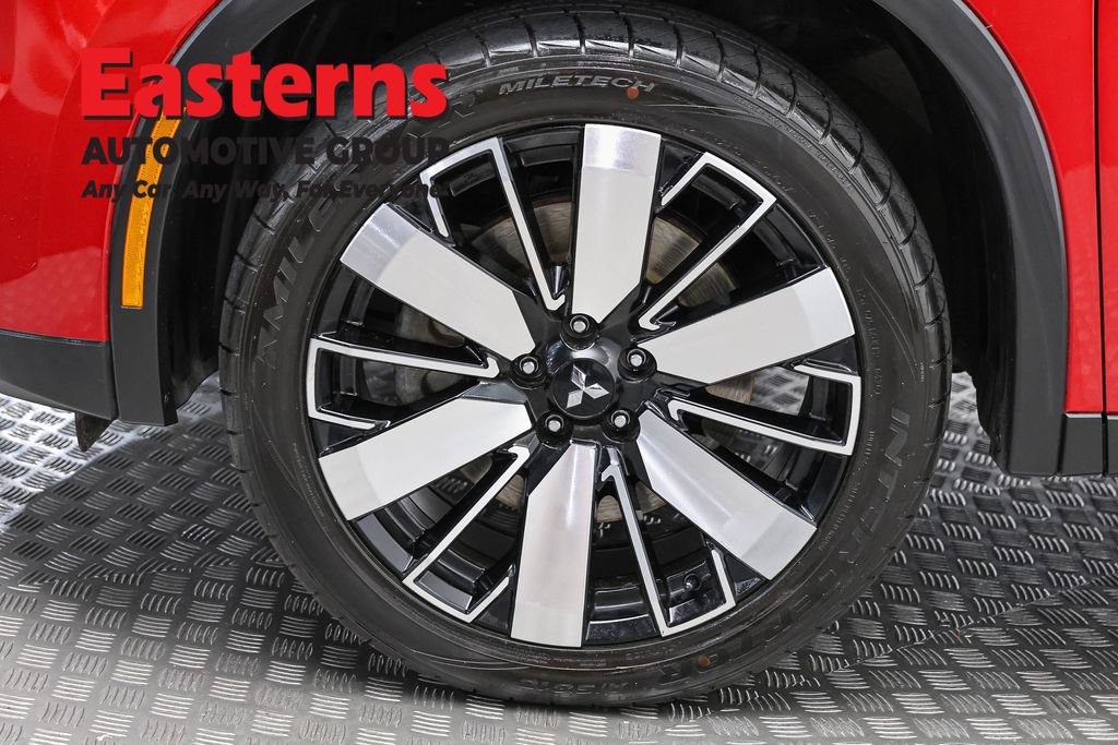 Used 2025 Mitsubishi Outlander SE AWD/4WD image 33