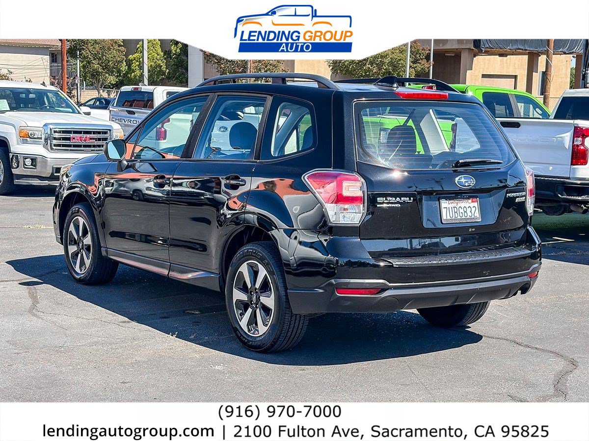 Used 2017 Subaru Forester 2.5i w/ Alloy Wheel Package AWD/4WD image 2