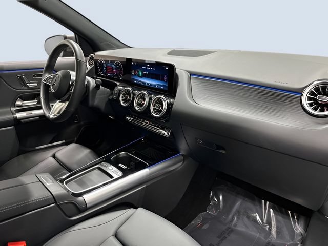 Used 2026 Mercedes-Benz GLA 250 4MATIC image 11