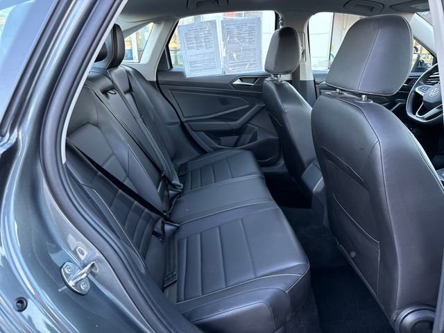 Used 2024 Volkswagen Jetta SE image 10
