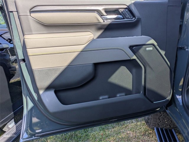 New 2026 Chevrolet Silverado 2500 ZR2 w/ LPO, Dark Essentials Package image 8