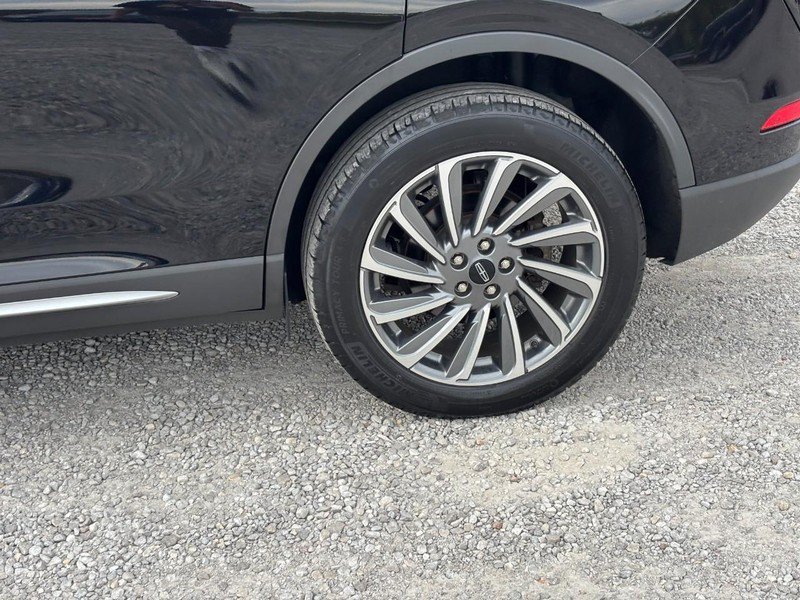 Used 2023 Lincoln Corsair Reserve FWD image 12