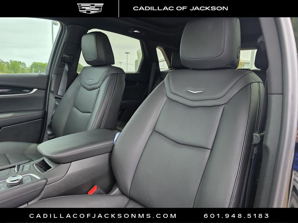 New 2026 Cadillac XT5 Premium Luxury w/ Driver Assist Package AWD/4WD image 16
