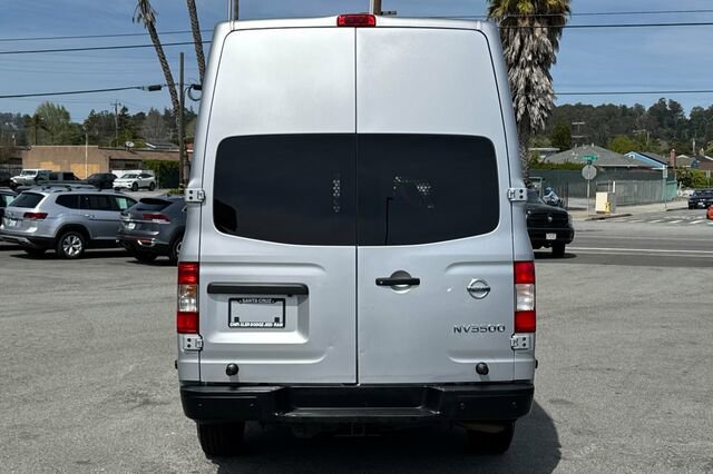 Used 2019 Nissan NV 3500 SV w/ Back Door Glass Package image 5