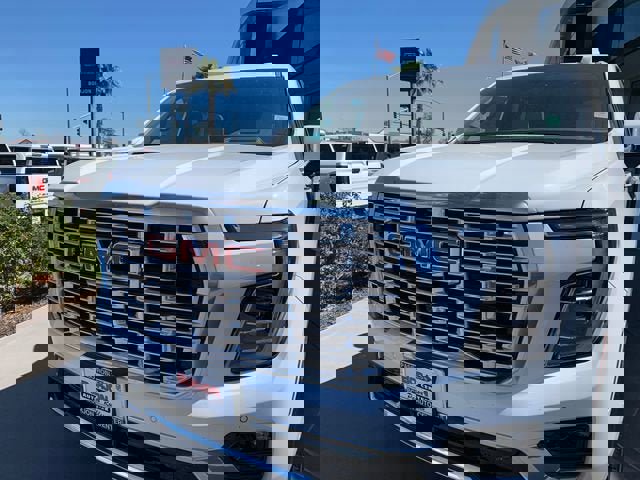 New 2026 GMC Yukon Denali w/ Advanced Technology Package image 3