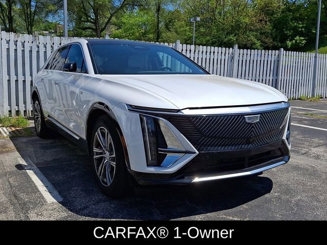 Certified 2024 Cadillac Lyriq Luxury AWD/4WD video 2
