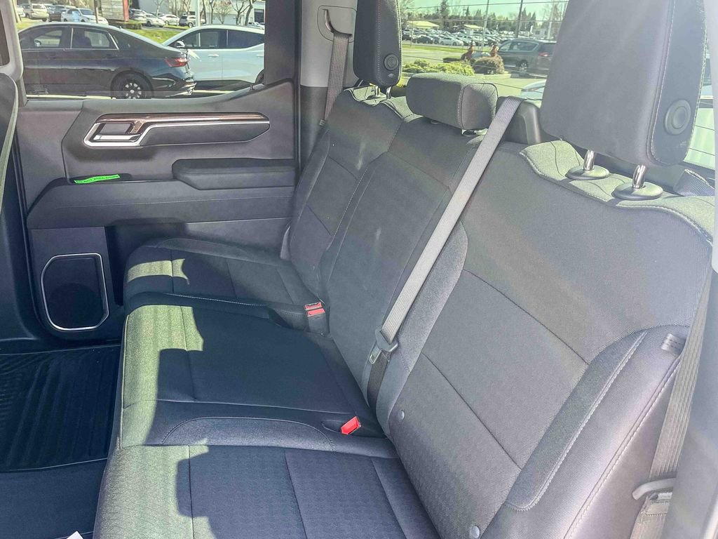 New 2026 Chevrolet Silverado 1500 LT image 17
