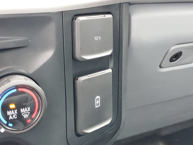 Certified 2023 Ford F550 2WD Regular Cab Super Duty image 29