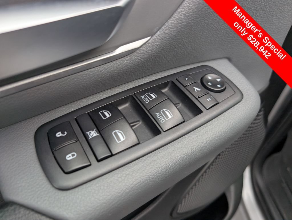 Used 2020 RAM 1500 Big Horn AWD/4WD image 13