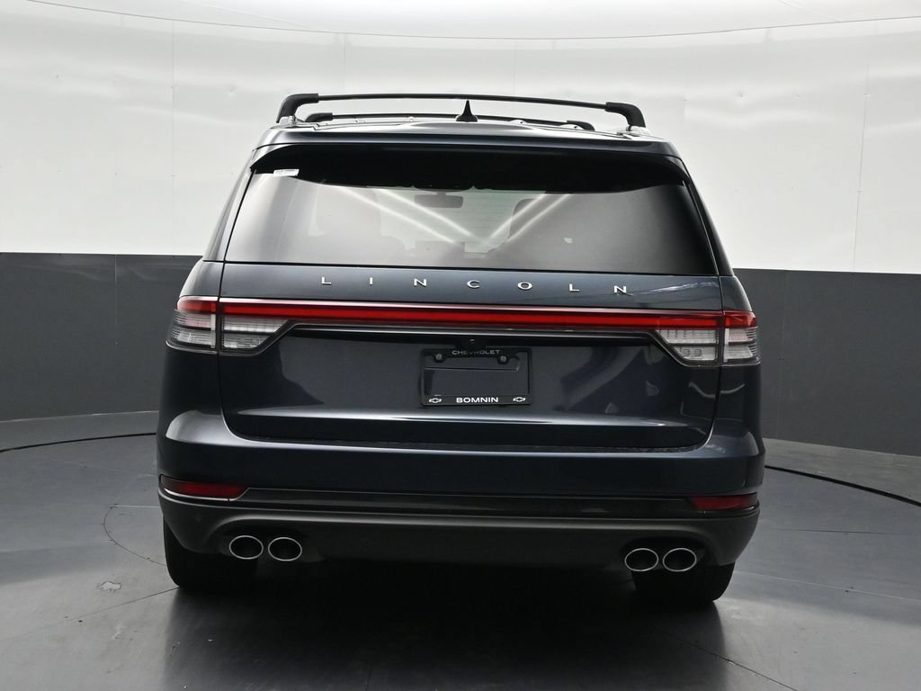 Used 2024 Lincoln Aviator Reserve w/ Equipment Group 201A RWD image 4