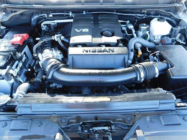 Used 2023 Nissan Frontier PRO-4X w/ Tow Package AWD/4WD image 28