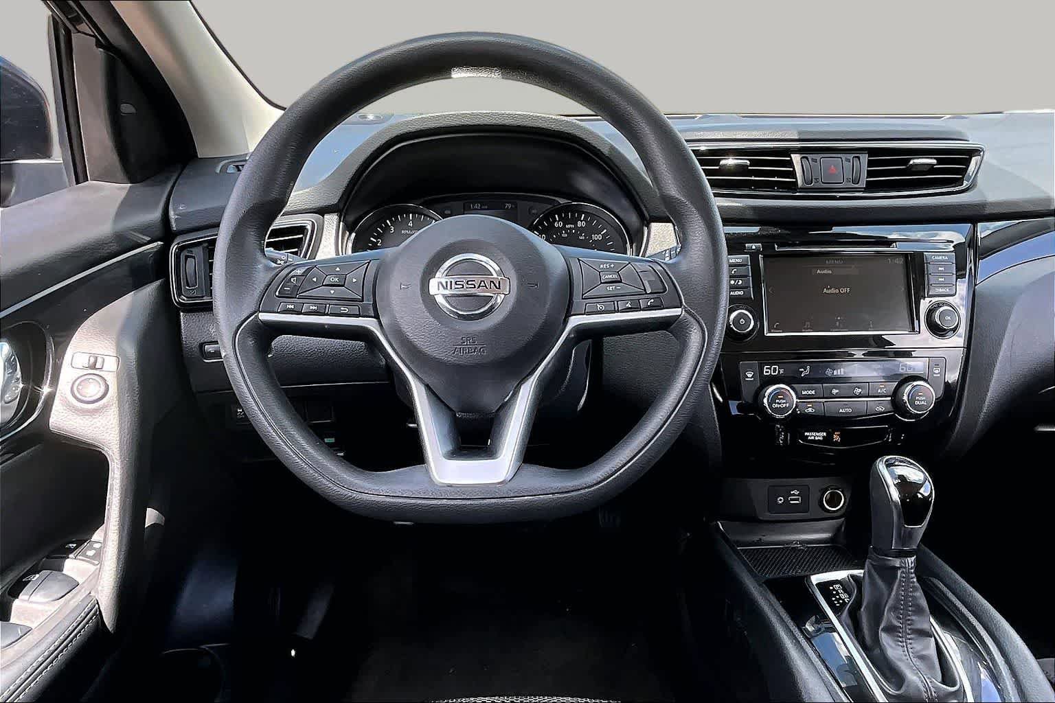 Used 2020 Nissan Rogue Sport SV AWD/4WD image 6