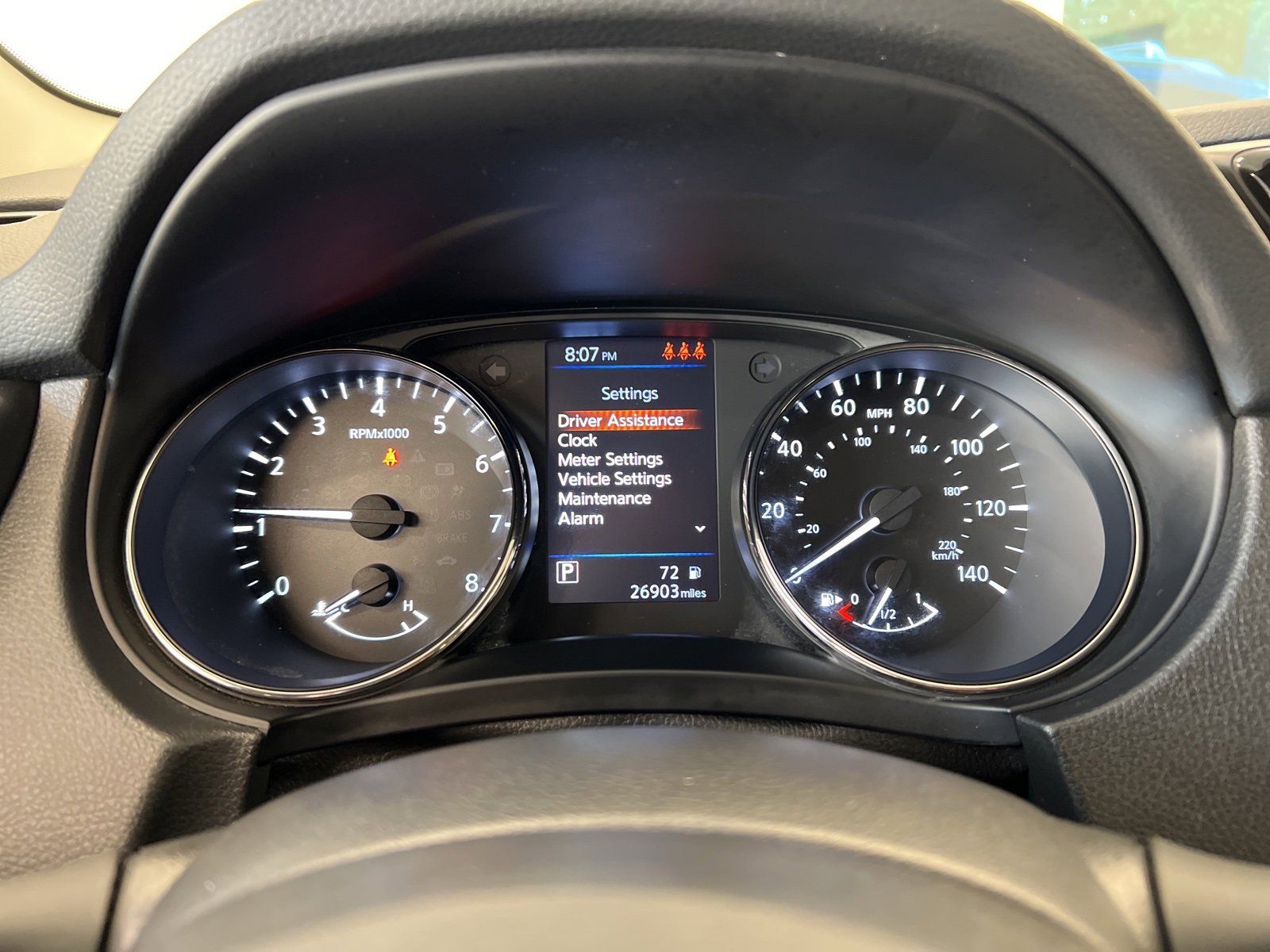 Used 2022 Nissan Rogue Sport S image 11