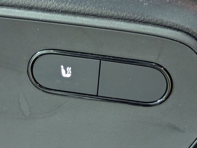 Used 2025 Mercedes-Benz Sprinter 2500 image 16