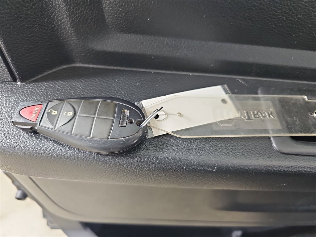 Used 2018 RAM 1500 Express w/ Express Value Package image 40