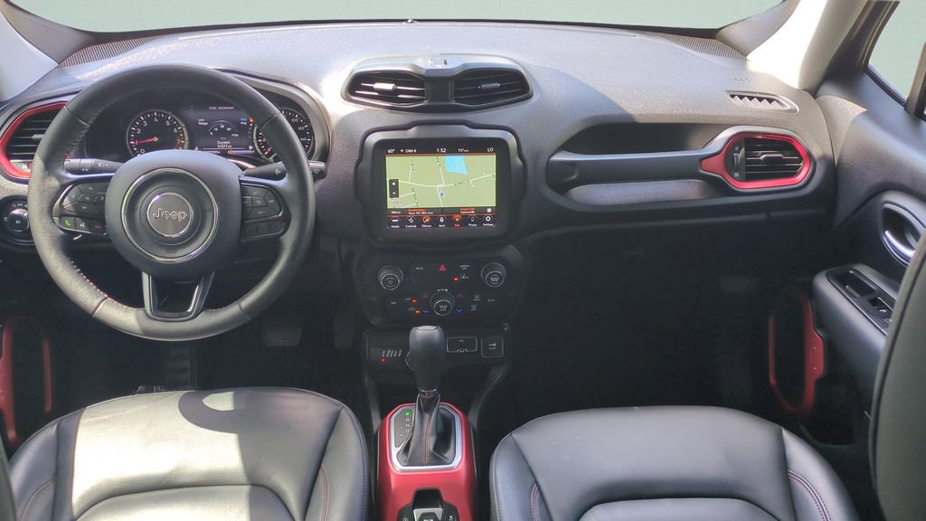 Used 2022 Jeep Renegade Trailhawk AWD/4WD image 14