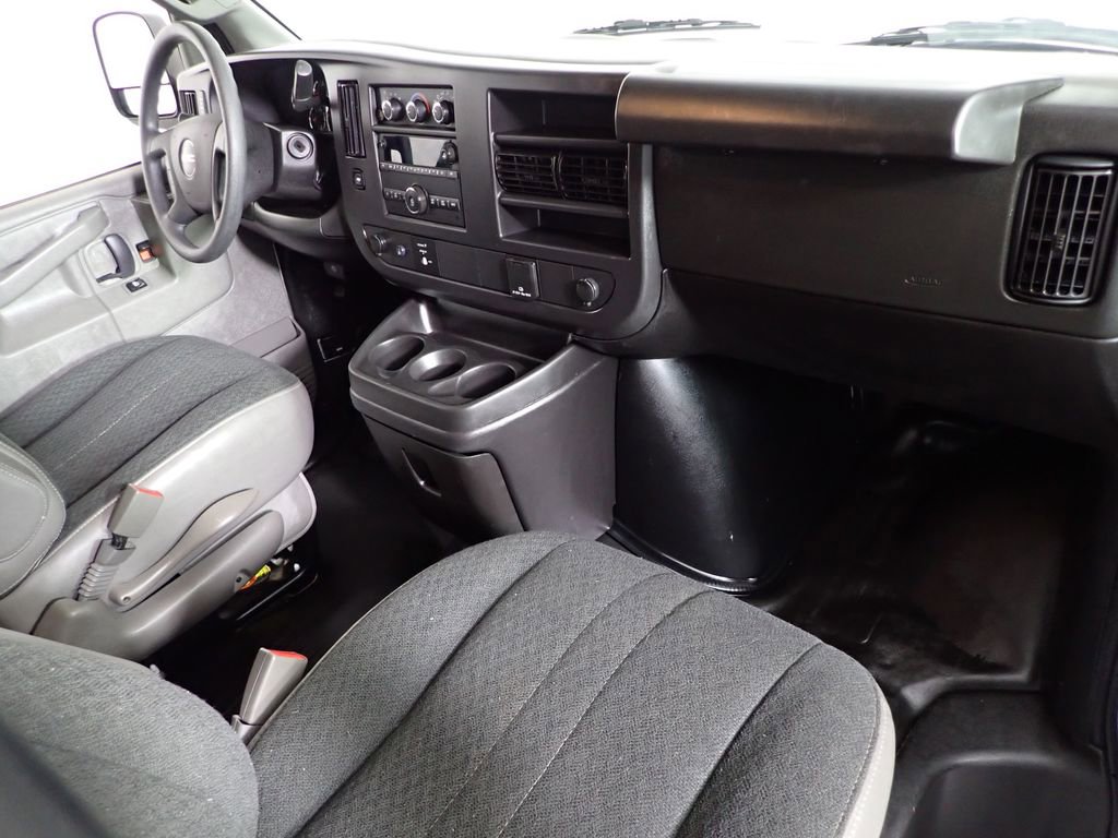 Used 2024 GMC Savana 2500 w/ Driver Convenience Package RWD image 31