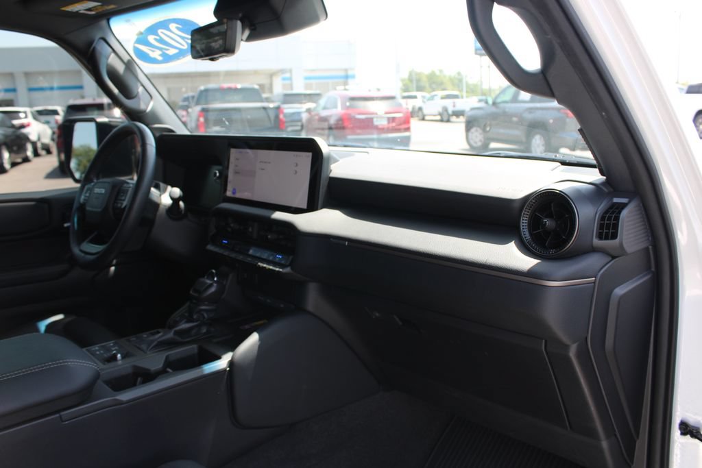 Used 2024 Toyota Land Cruiser AWD/4WD image 34