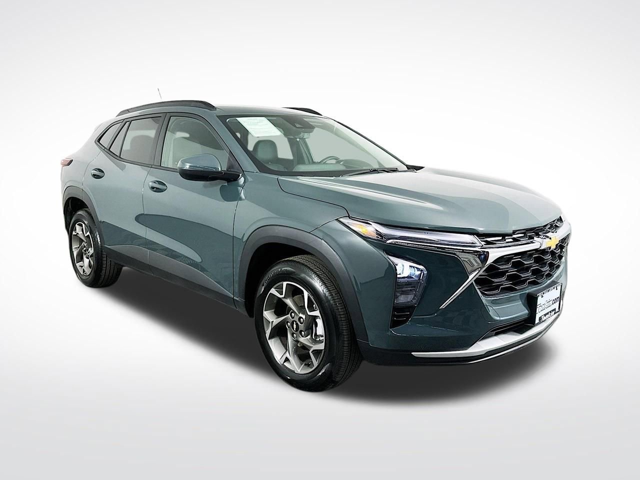 Used 2025 Chevrolet Trax LT w/ LT Convenience Package