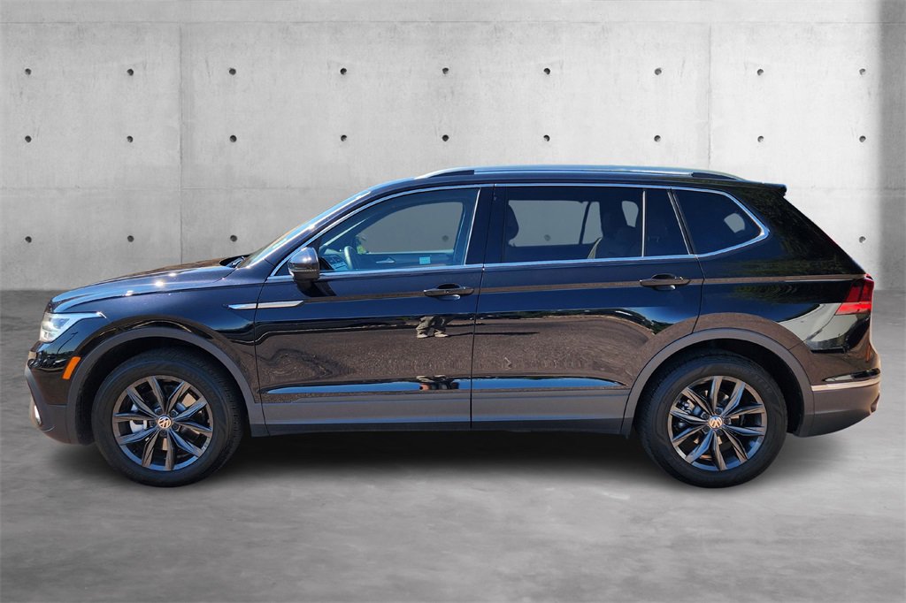 Used 2024 Volkswagen Tiguan SE image 27