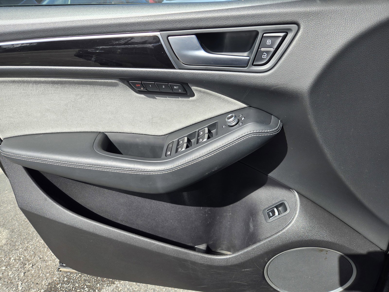 Used 2016 Audi Q5 3.0T Prestige AWD/4WD image 25