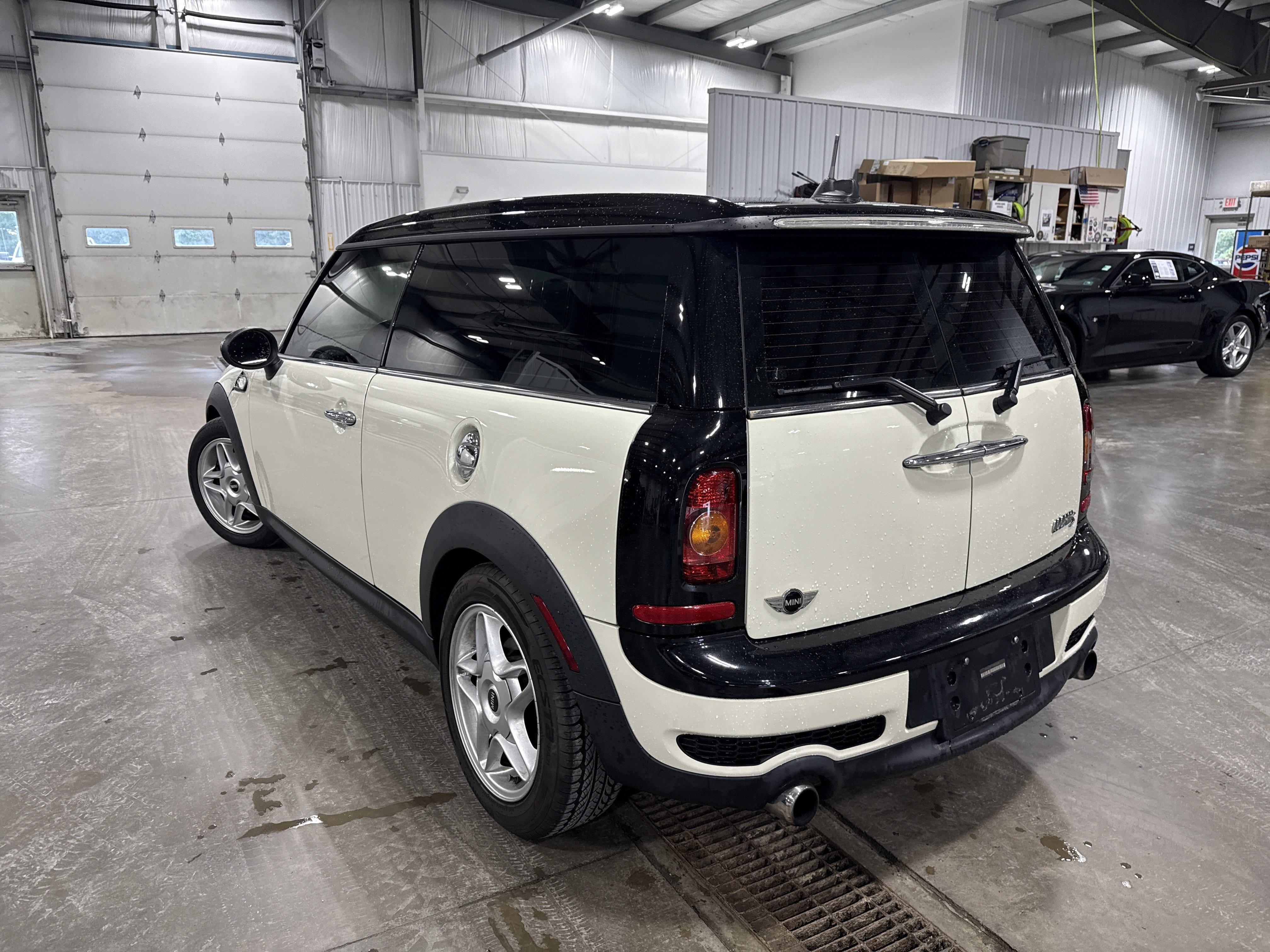 Used 2010 MINI Cooper Clubman S FWD image 4