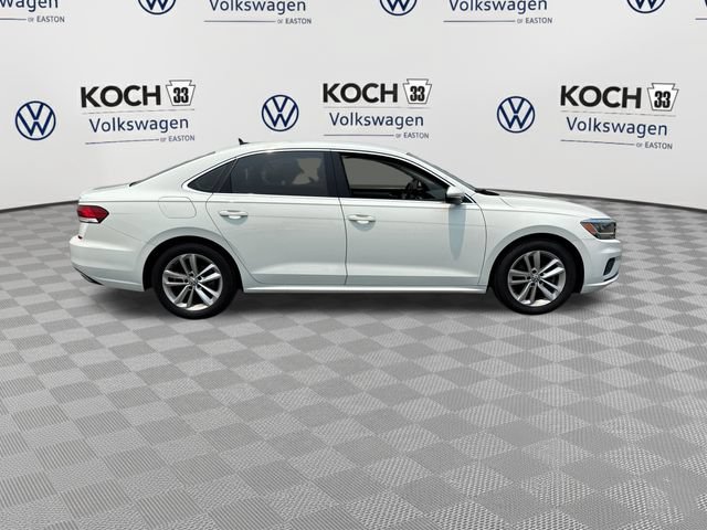 Used 2020 Volkswagen Passat 2.0T SE FWD image 9