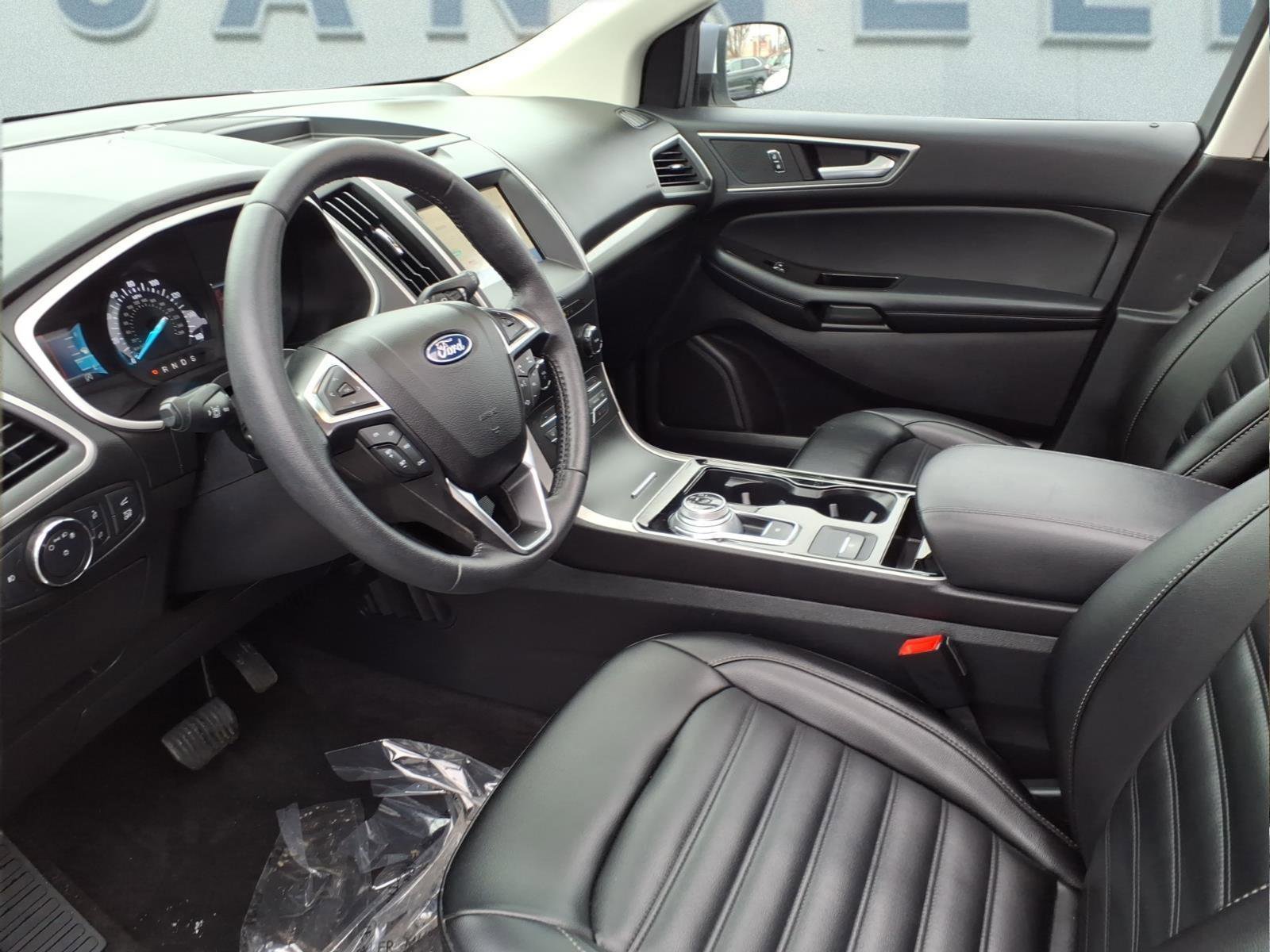 Used 2020 Ford Edge SEL w/ Convenience Package image 14