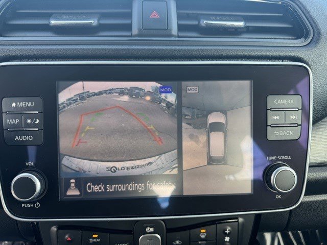 Used 2020 Nissan Leaf SV w/ SV Technology Package image 18