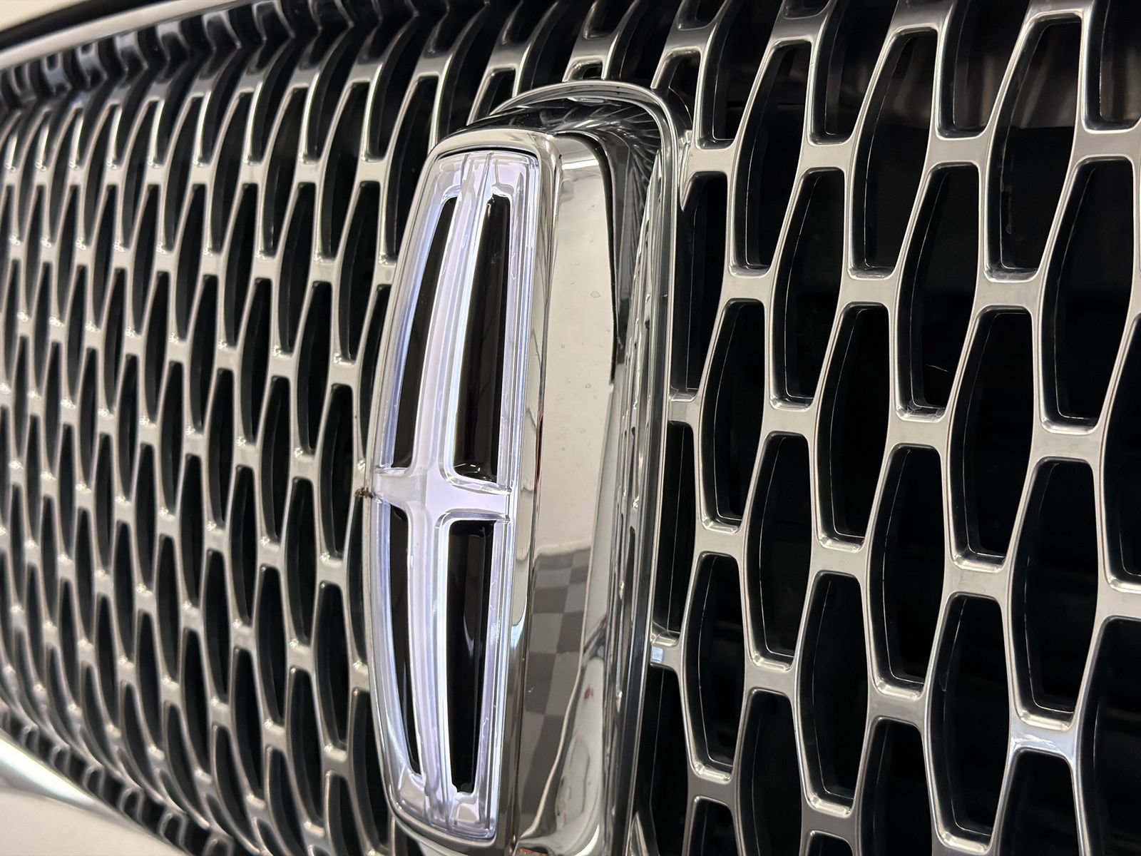Certified 2023 Lincoln Navigator Reserve AWD/4WD image 16