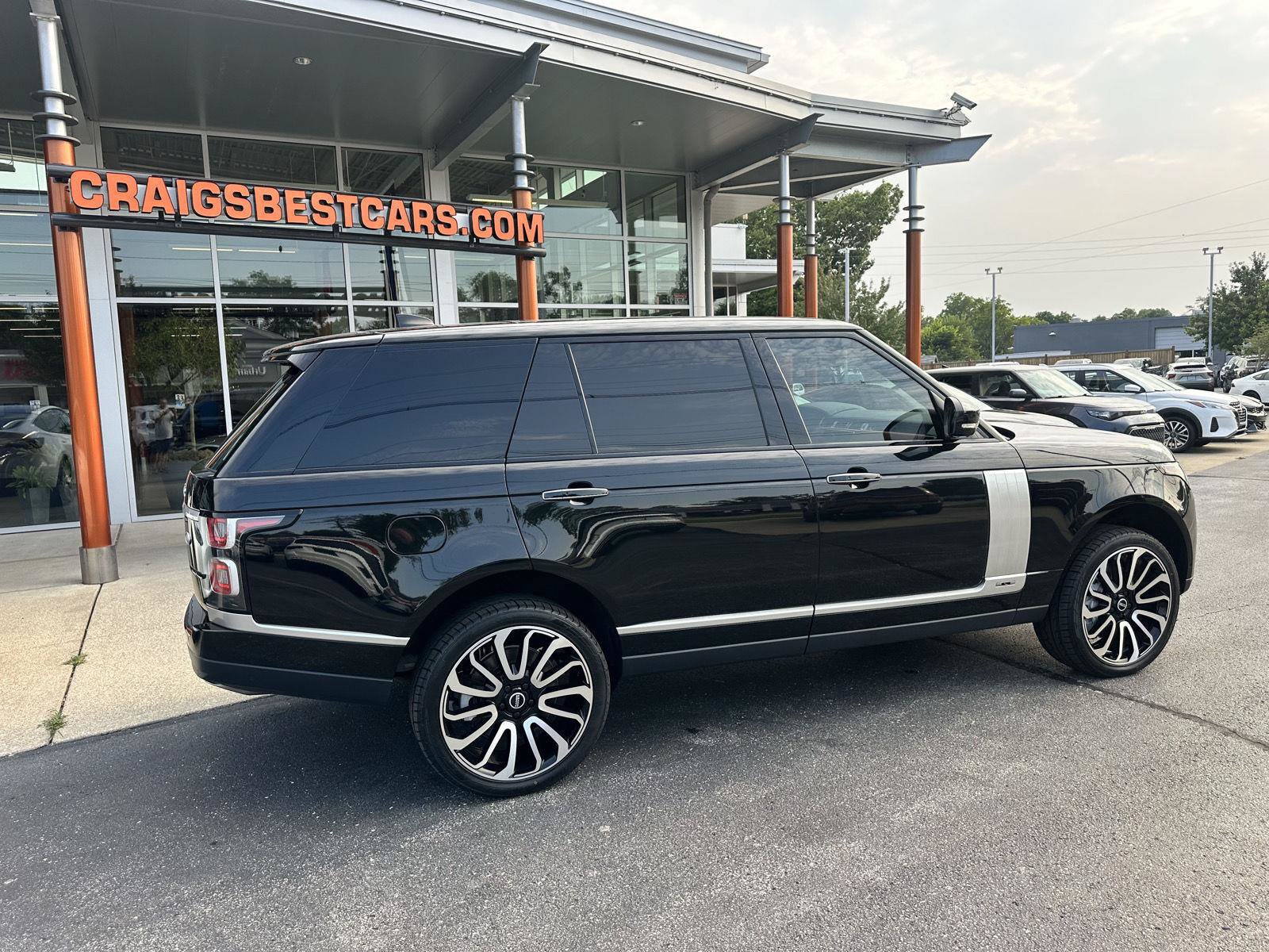 Used 2020 Land Rover Range Rover Long Wheelbase Autobiography AWD/4WD image 2